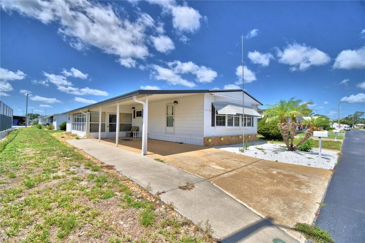 Property Photo: 4132 Sprucewood Street FL 33880