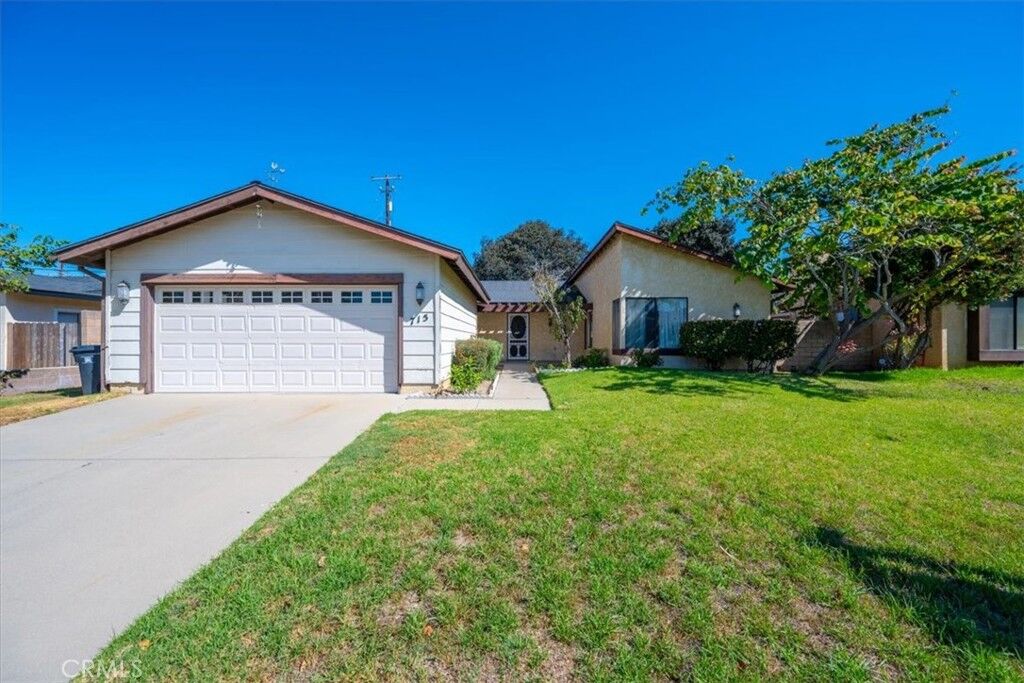 Property Photo:  715 Vickie Avenue  CA 93454 
