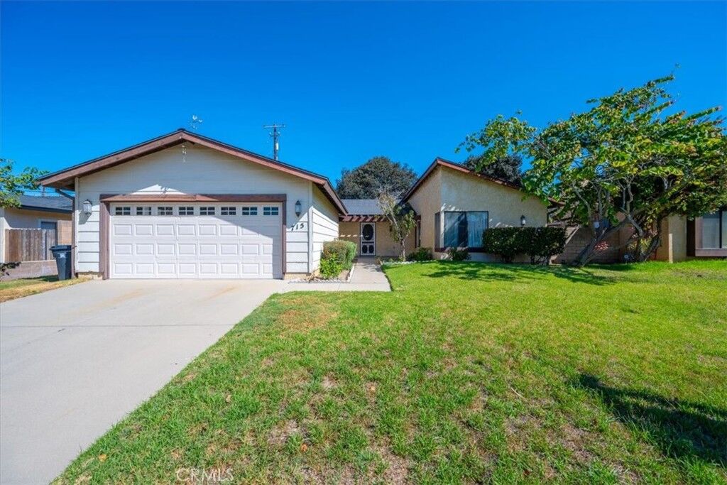 Property Photo:  715 Vickie Avenue  CA 93454 