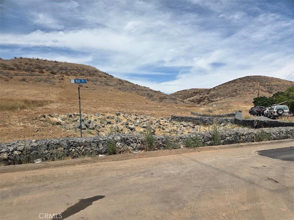 Property Photo:  1 Mill Street  CA 92530 