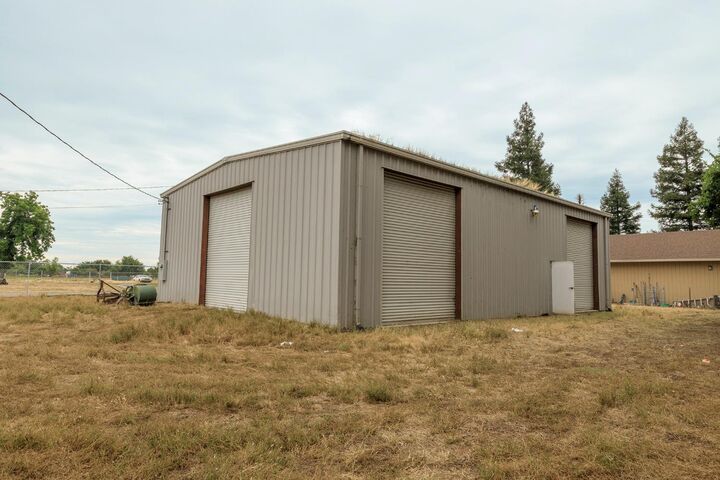 Property Photo:  1530 E Linwood  CA 95380 