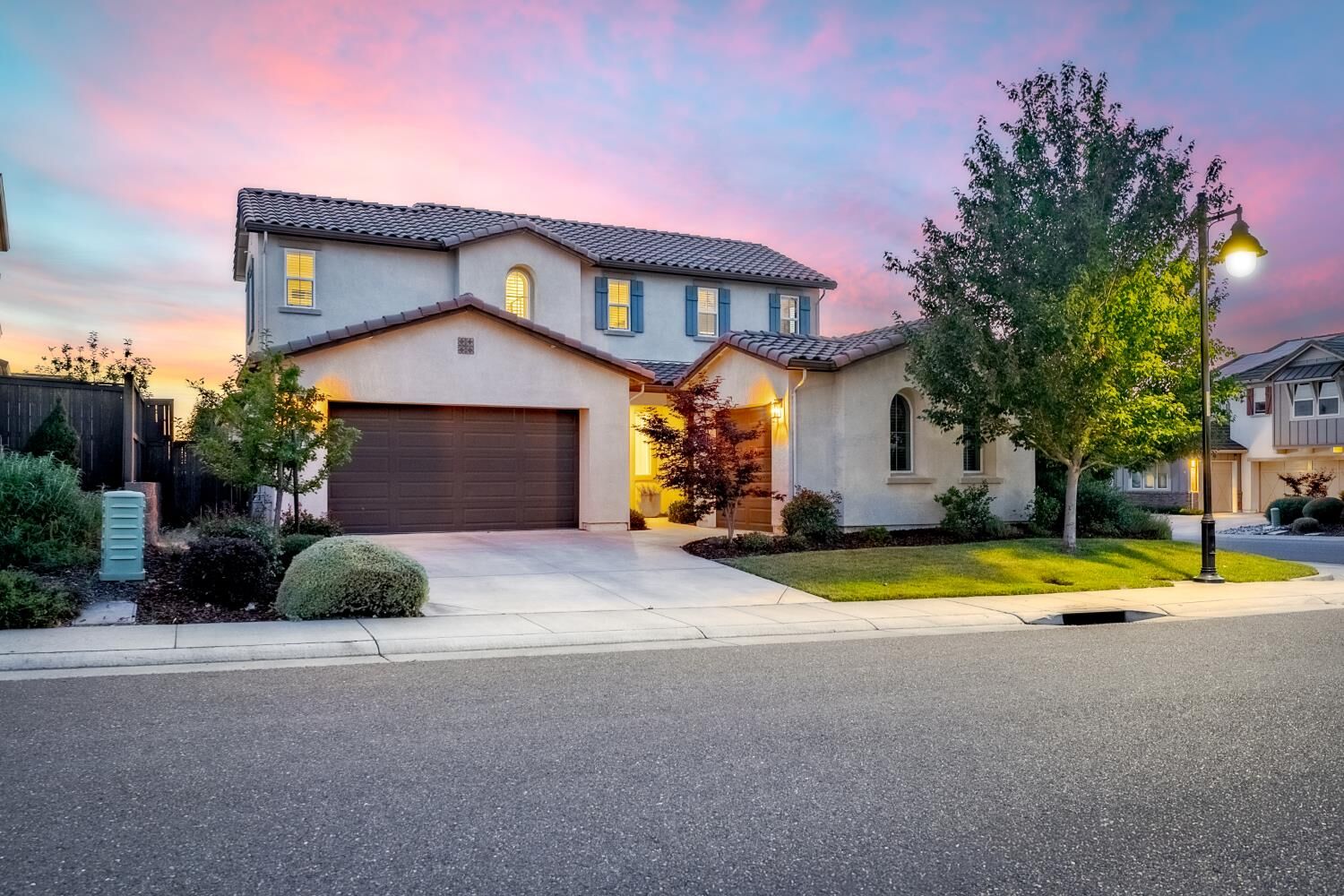 Property Photo: 800 Lazy Creek Drive CA 95765