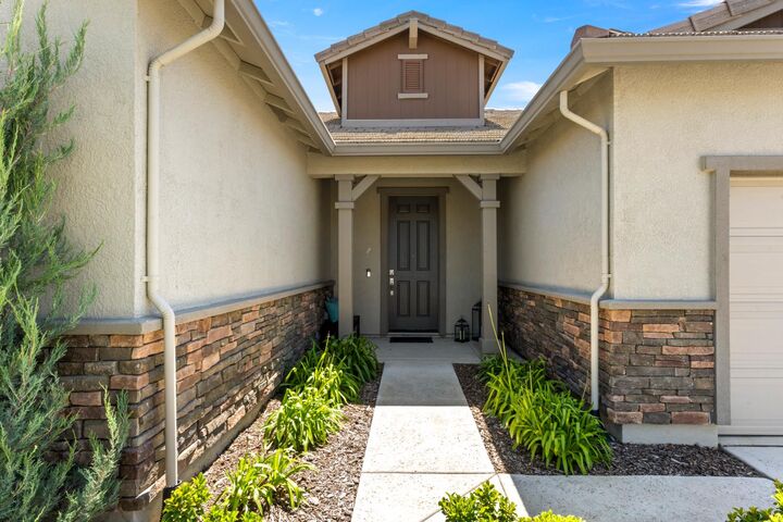 Property Photo: 1051 Carson River Drive CA 95648
