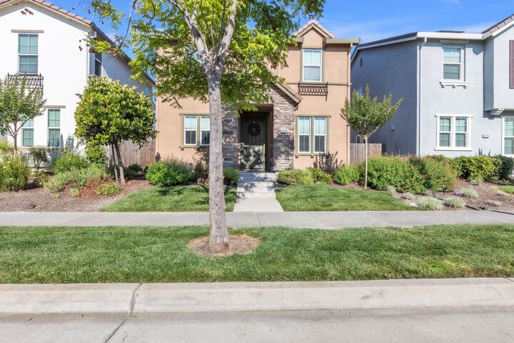 Property Photo: 4550 Golden Cedar Street CA 95834