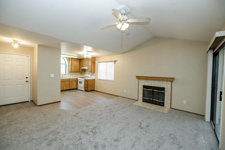 Property Photo:  2180 Oxford Avenue  CA 95382 
