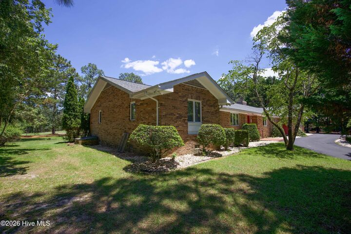 Property Photo:  6 Pine Tree Terrace  NC 27281 