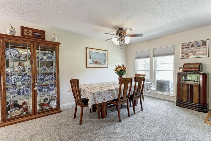 Property Photo:  1724 Persimmon Court  KY 41042 