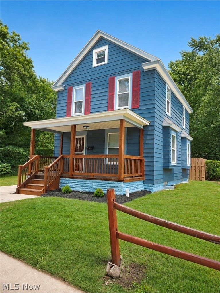 Property Photo: 1005 Raymond Street OH 44307