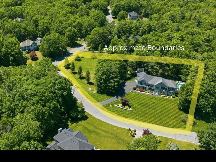 Property Photo: 7 Ballard Road NH 03076