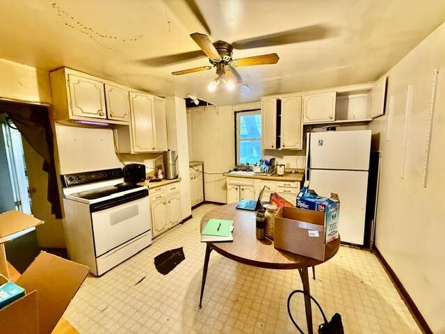 Property Photo:  627 Palace Avenue  MN 55102 