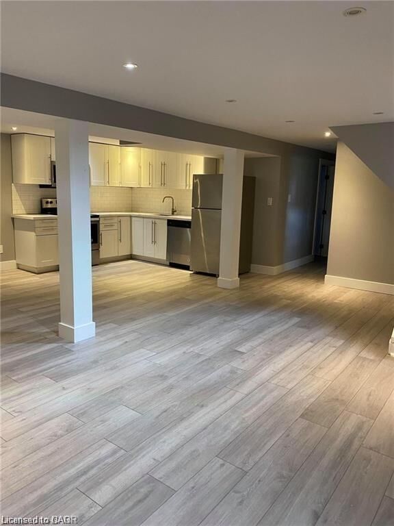 Property Photo:  17 Mellenby Street Lower  ON L8J 1E6 