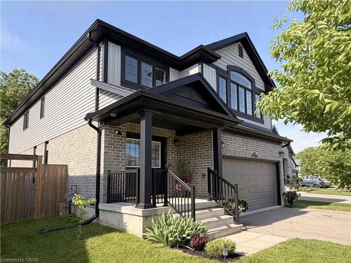 Property Photo:  269 Woodway Trail  ON N3Y 0C9 