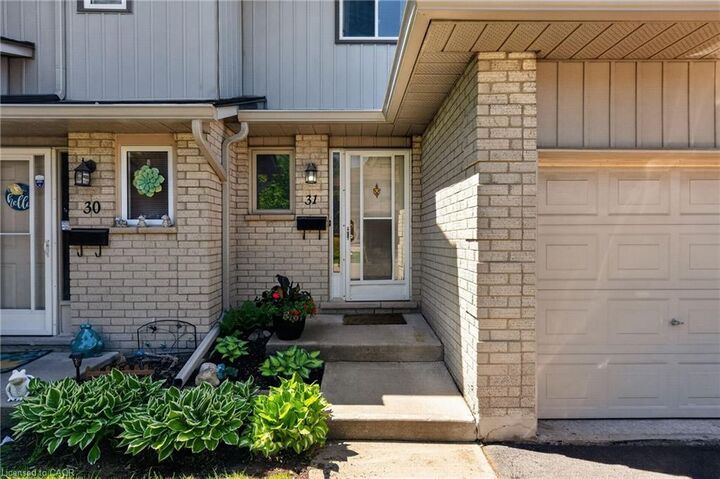 Property Photo:  1675 Upper Gage Avenue 31  ON L8W 3R8 