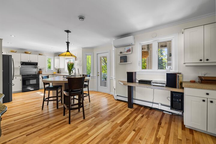 Property Photo:  254 Colin Avenue  PE C1N 5W5 