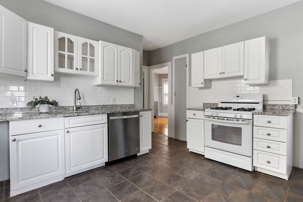 Property Photo:  148 Minot Street 2  MA 02122 