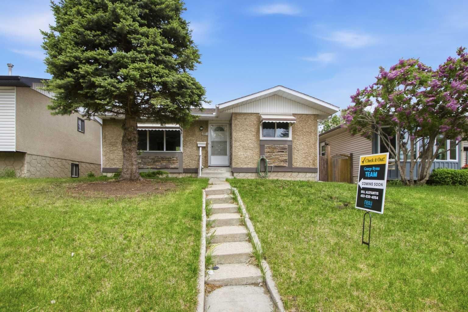 Property Photo:  4112 - 13 Avenue NE  AB T2A 0K8 