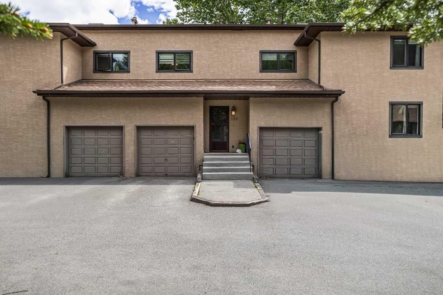 Property Photo:  200 Three Sisters Drive 102  AB T1W 2M1 