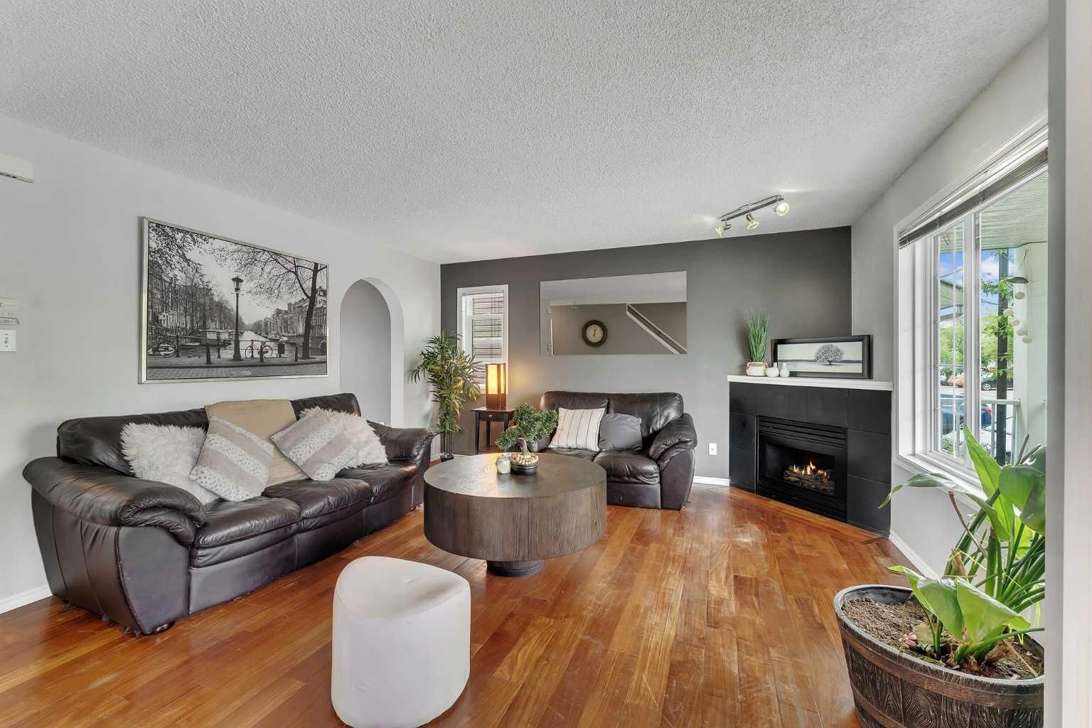 Property Photo: 4 Stonegate Drive NW 27 AB T4B 2T2