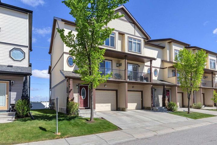 Property Photo: 401 Copperpond Landing SE AB T2G 1Z6