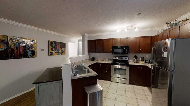 Property Photo: 11220 104 Avenue 301 AB T8V 0P3
