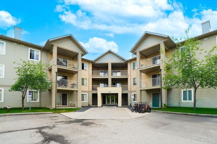1000 Citadel Meadow Point NW 214 — photo 1
