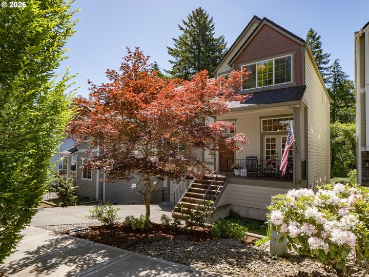 Property Photo:  3526 SW Arnold St  OR 97219 