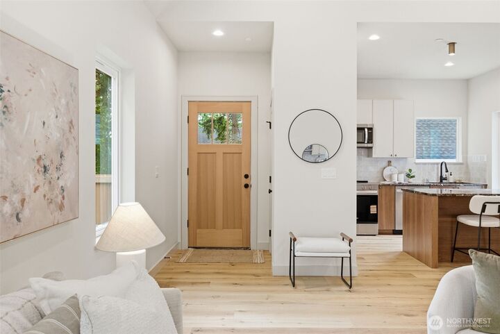 Property Photo:  11737  40th Avenue NE C  WA 98125 