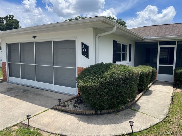 Property Photo:  303 Camellia Avenue  FL 34452 