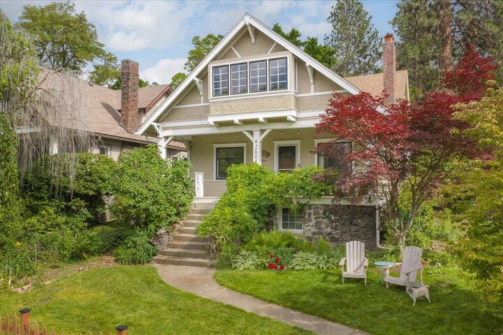 Property Photo: 2604 E South Altamont Blvd WA 99202-4250