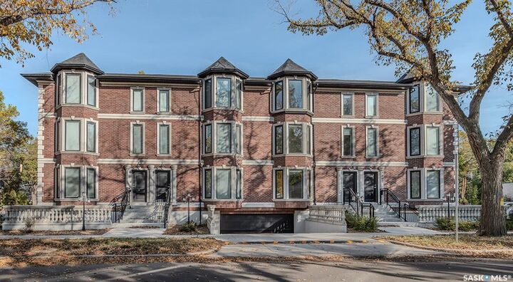 1001 Osler Street — photo 1