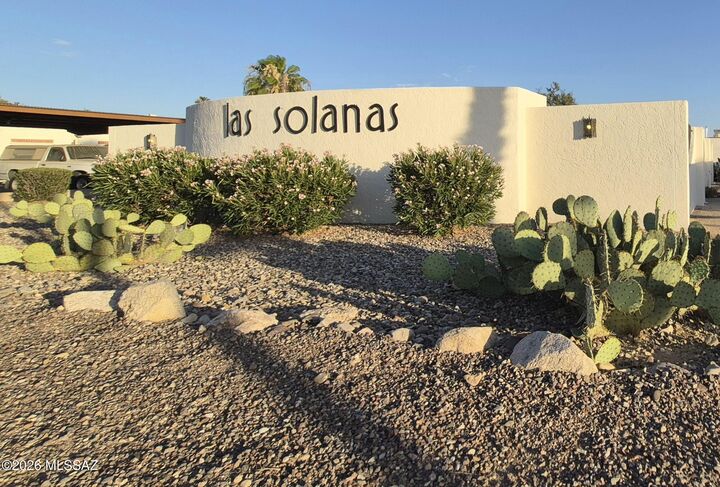 Property Photo: 982 N Camino Las Solanas AZ 85710