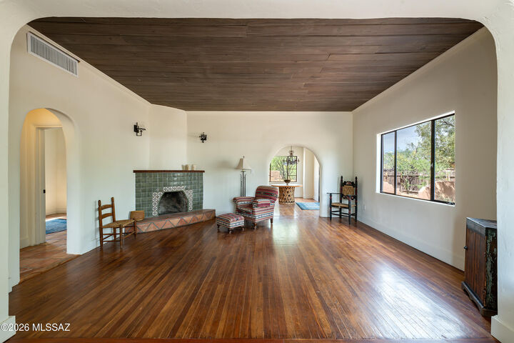 Property Photo: 5301 E Fort Lowell Road AZ 85712
