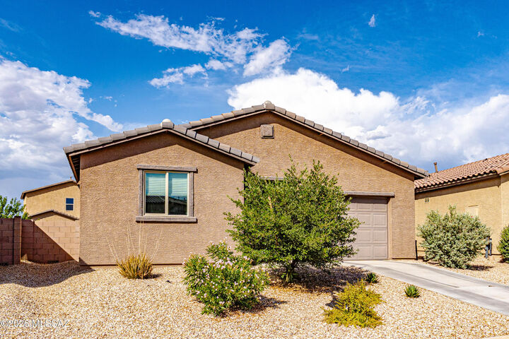Property Photo: 5003 E Bright Wash Way AZ 85706