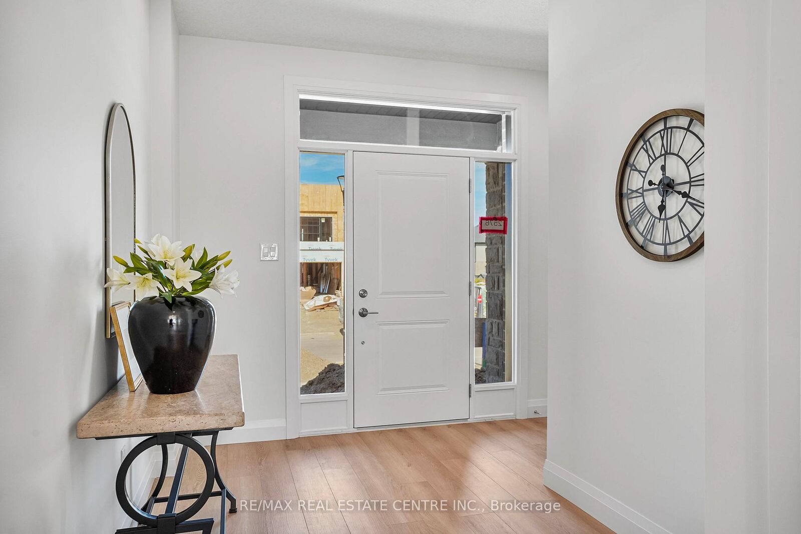 Property Photo: 2512 Constance Avenue ON N6M 1E7