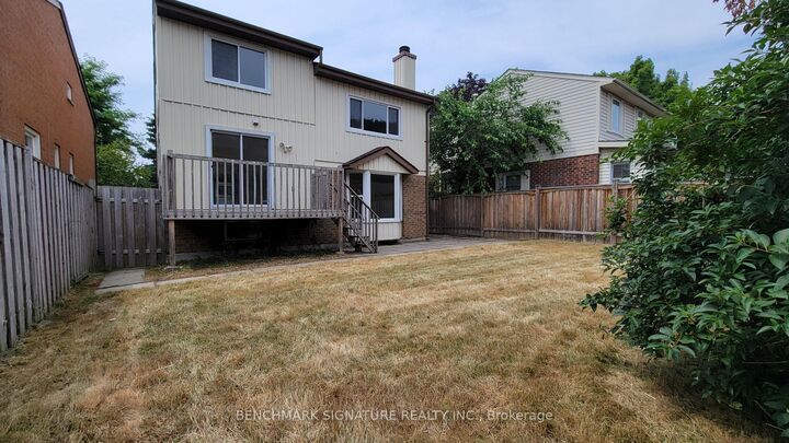 Property Photo: 35 Wintermute Boulevard ON M1W 3M5