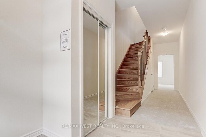 Property Photo: 42 Quilico Road ON L4H 5G9