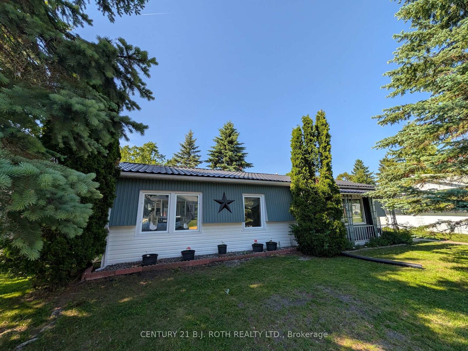 Photo de la propriété: 66 Linden Lane ON L9S 1P2