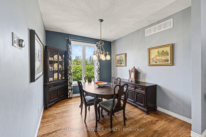 Property Photo: 24 Samara Place ON K2S 2B2
