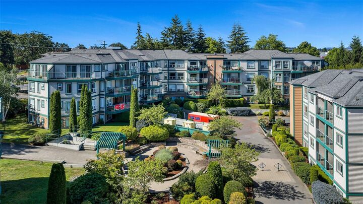 Property Photo:  898 Vernon Ave #211  BC V8X 2W6 