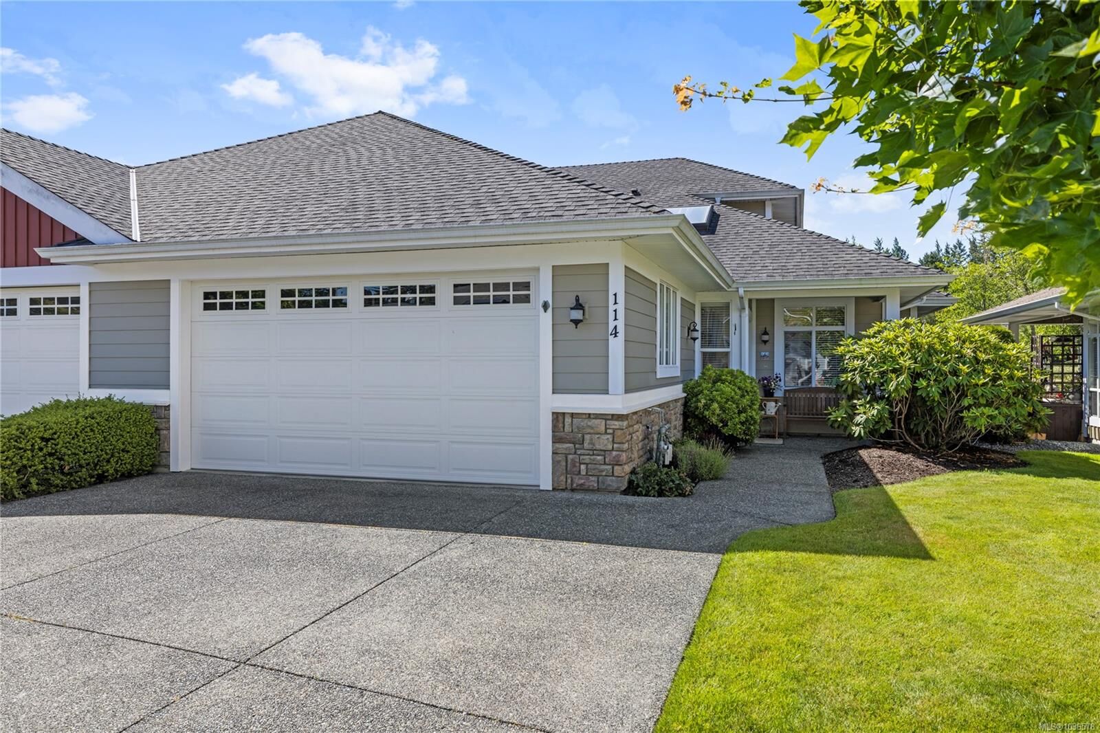 Property Photo:  730 Barclay Cres #114  BC V9P 2Z3 