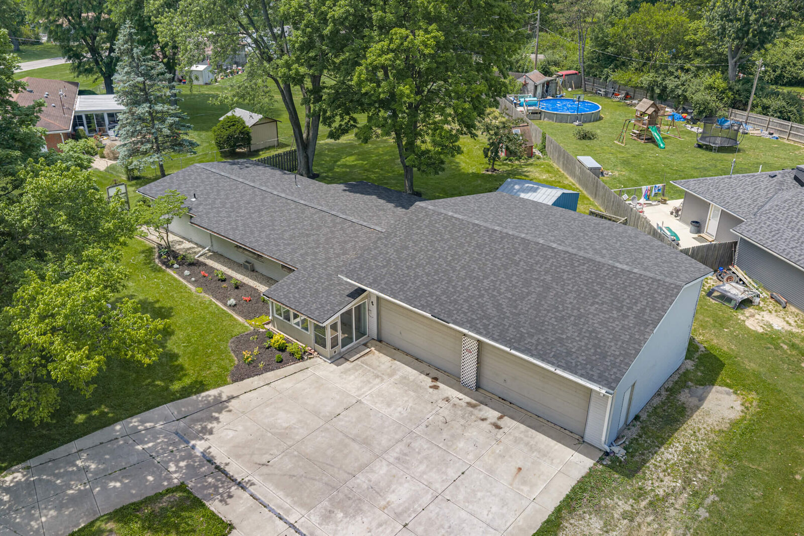 Property Photo:  2617 Shadycrest Drive  OH 45431 