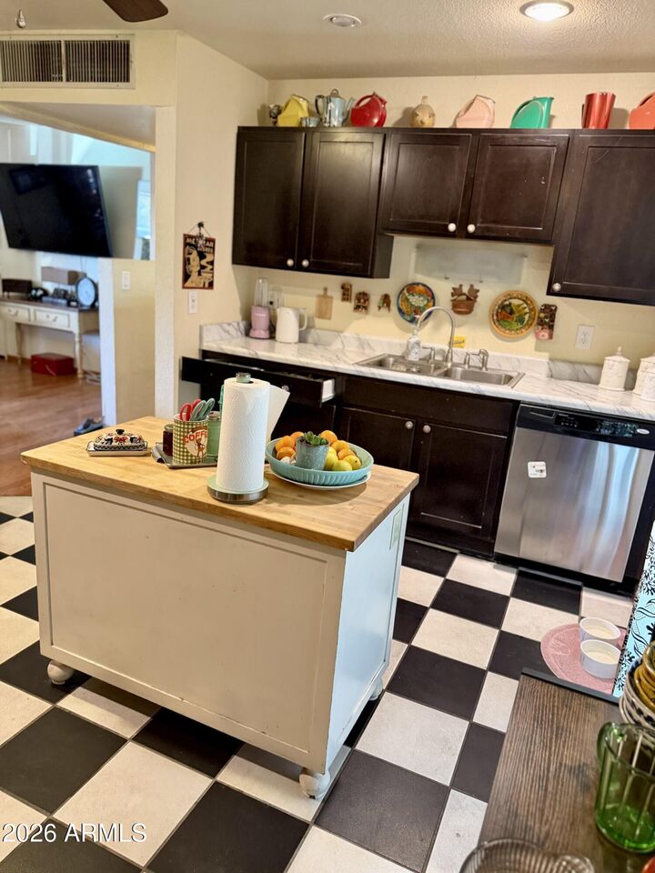 Property Photo:  7543 E Papago Drive  AZ 85257 