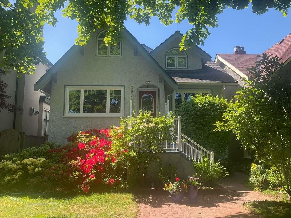 Property Photo: 3974 W 18th Avenue BC V6S 1B7