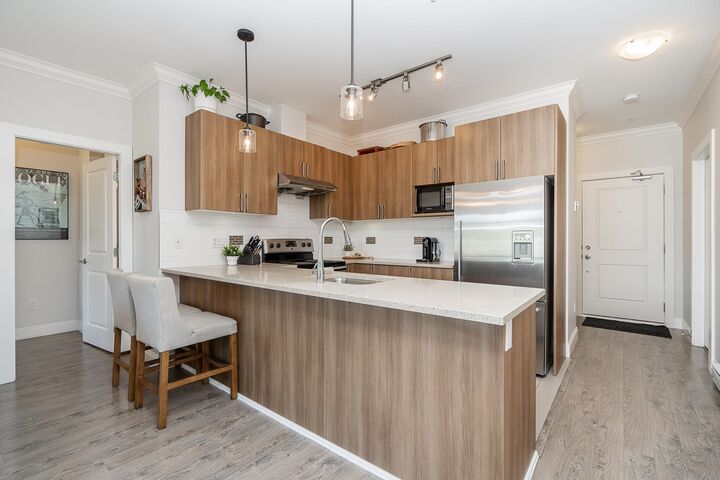 Property Photo: 11566 224 Street 309 BC V2X 5Z7
