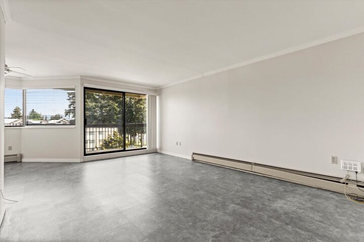 Property Photo: 31955 Old Yale Road 403 BC V2T 4N1