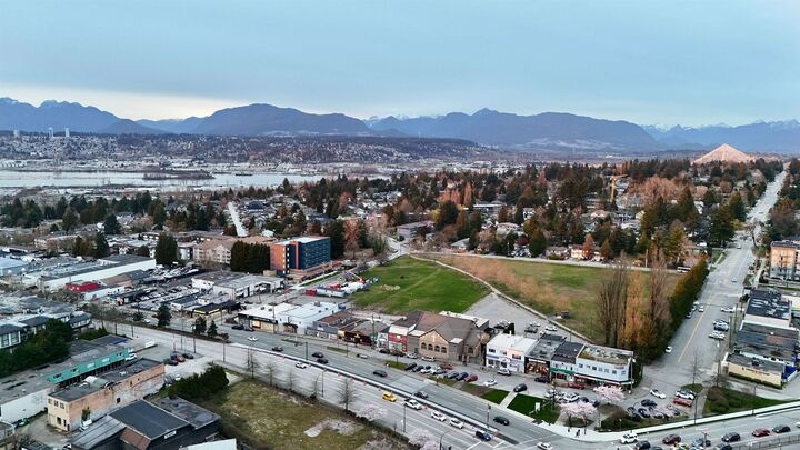 Property Photo:  10750 135A Street 907  BC V3T 0V4 