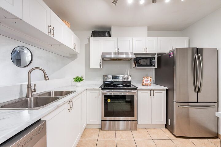 Property Photo:  27358 32 Avenue 136  BC V4W 3M5 