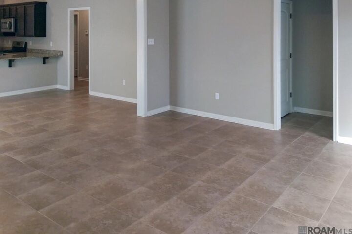 Property Photo:  8655 Abertay Ave  LA 70820 