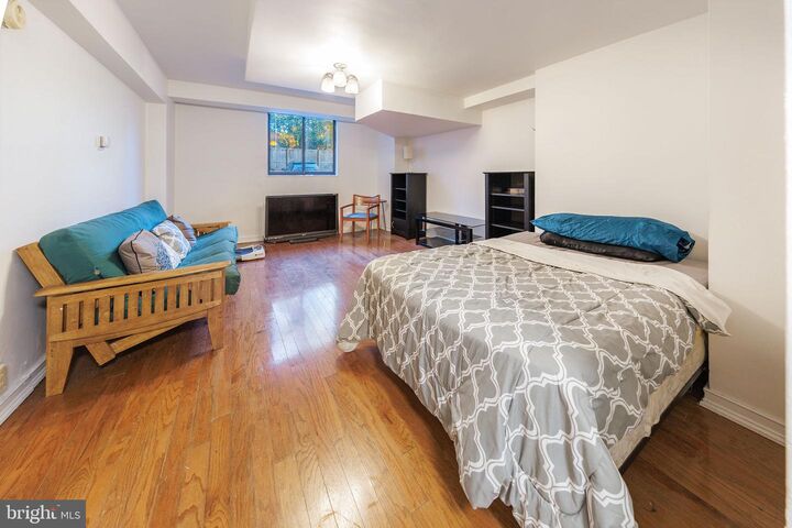 Property Photo: 3315 Wisconsin Avenue NW B1 DC 20016