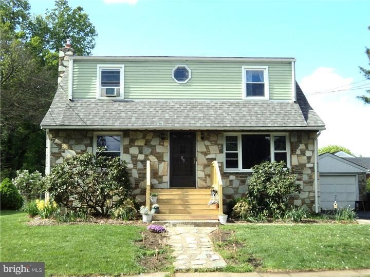 Property Photo: 213 Berwyn Place Flr 2 NJ 08648